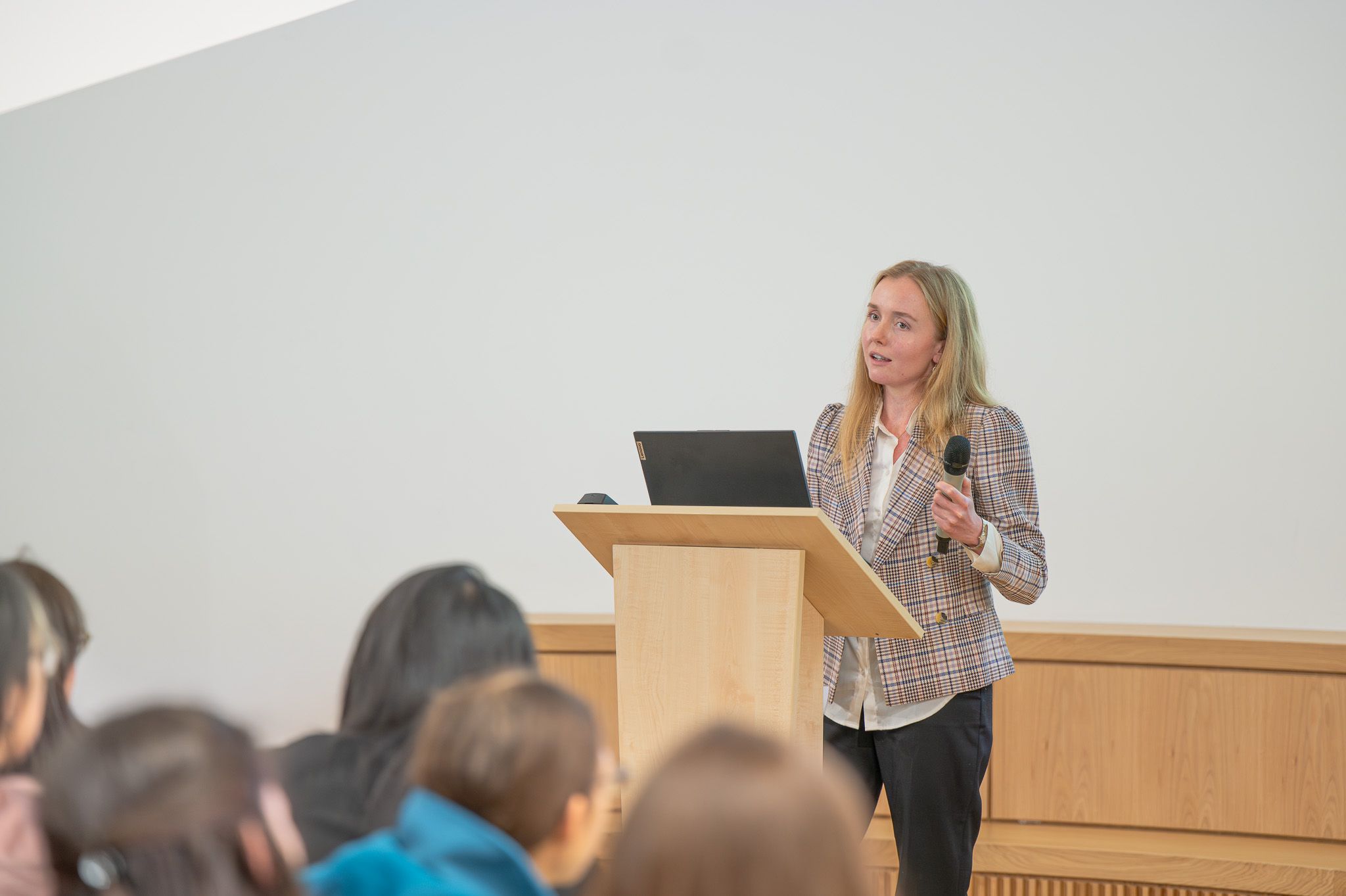 Oxbridge Women in Engineering talk by Siân